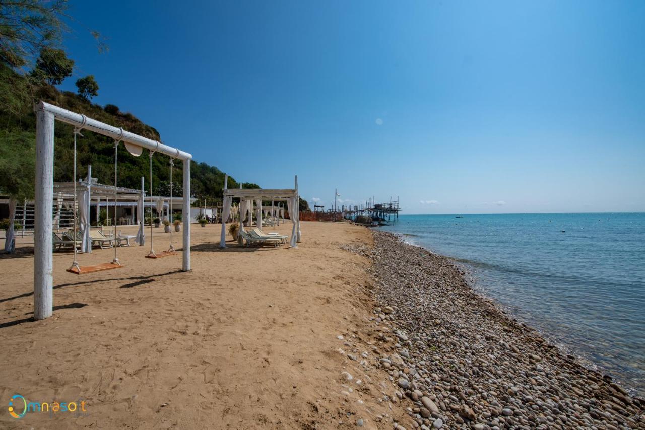 Grotta Del Saraceno Aparthotel Васто Екстериор снимка