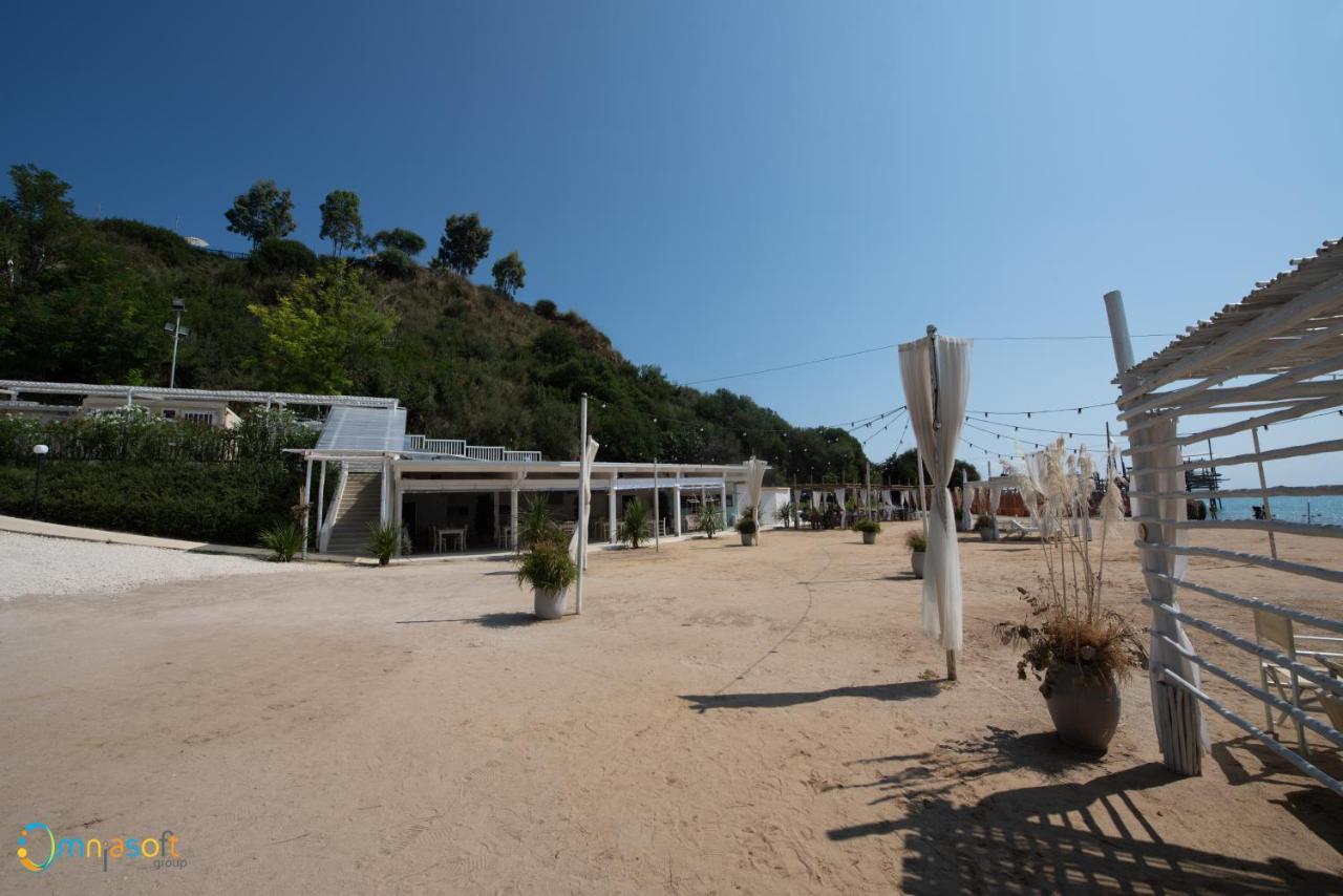 Grotta Del Saraceno Aparthotel Васто Екстериор снимка