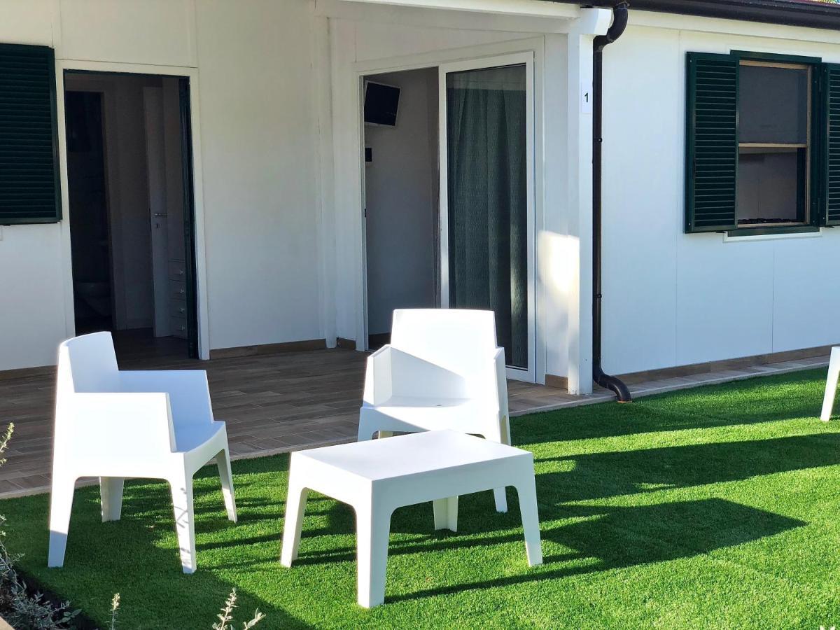 Grotta Del Saraceno Aparthotel Васто Екстериор снимка
